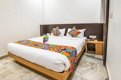 FabHotel Golden Leaf Nr. Medanta- The Medicity & Artemis Hospital, Gurgaon