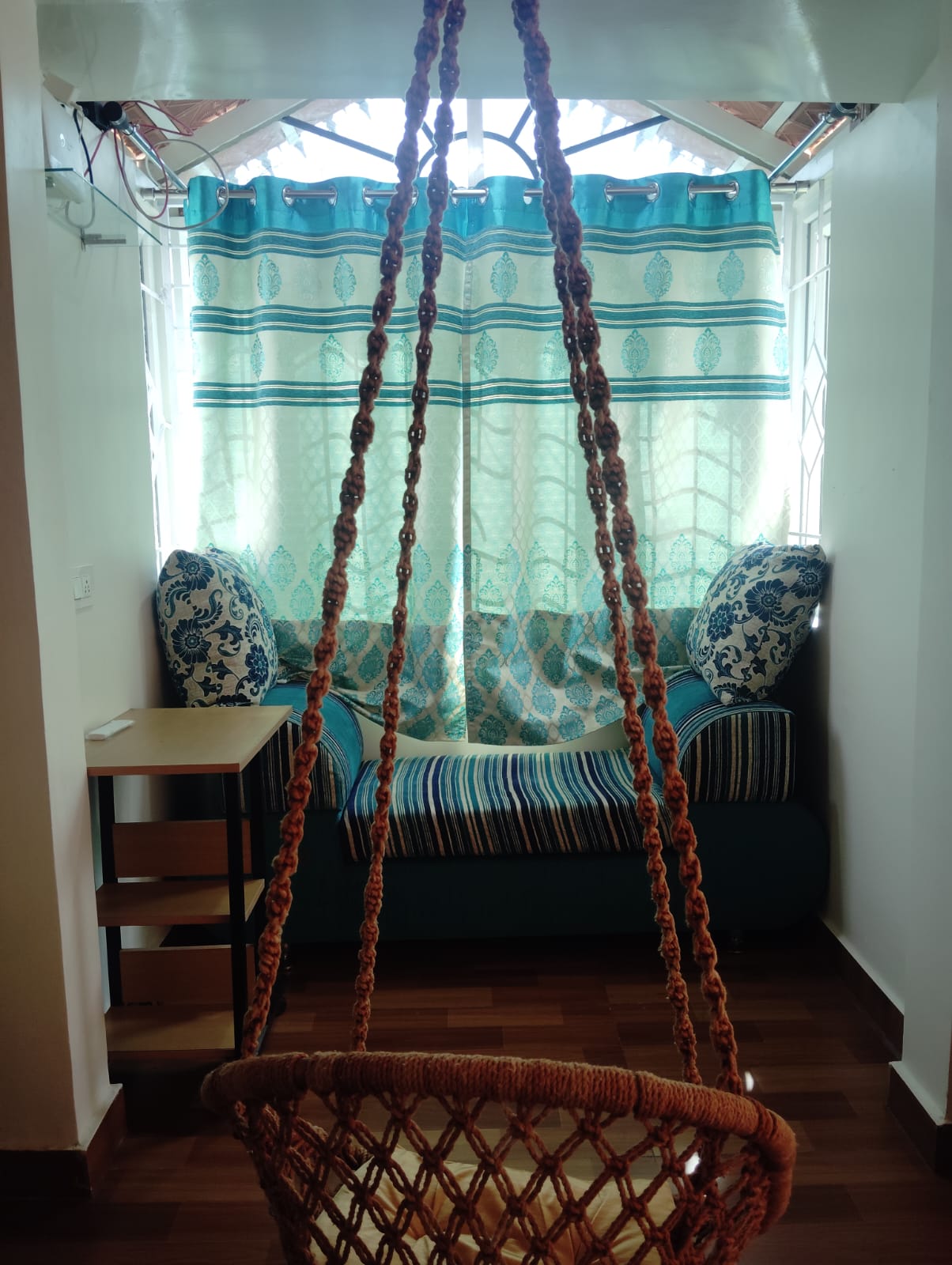 Cozy2Family - Corner House - Tap to explore photos