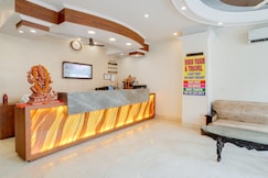 Hotel Indo Continental, Loni