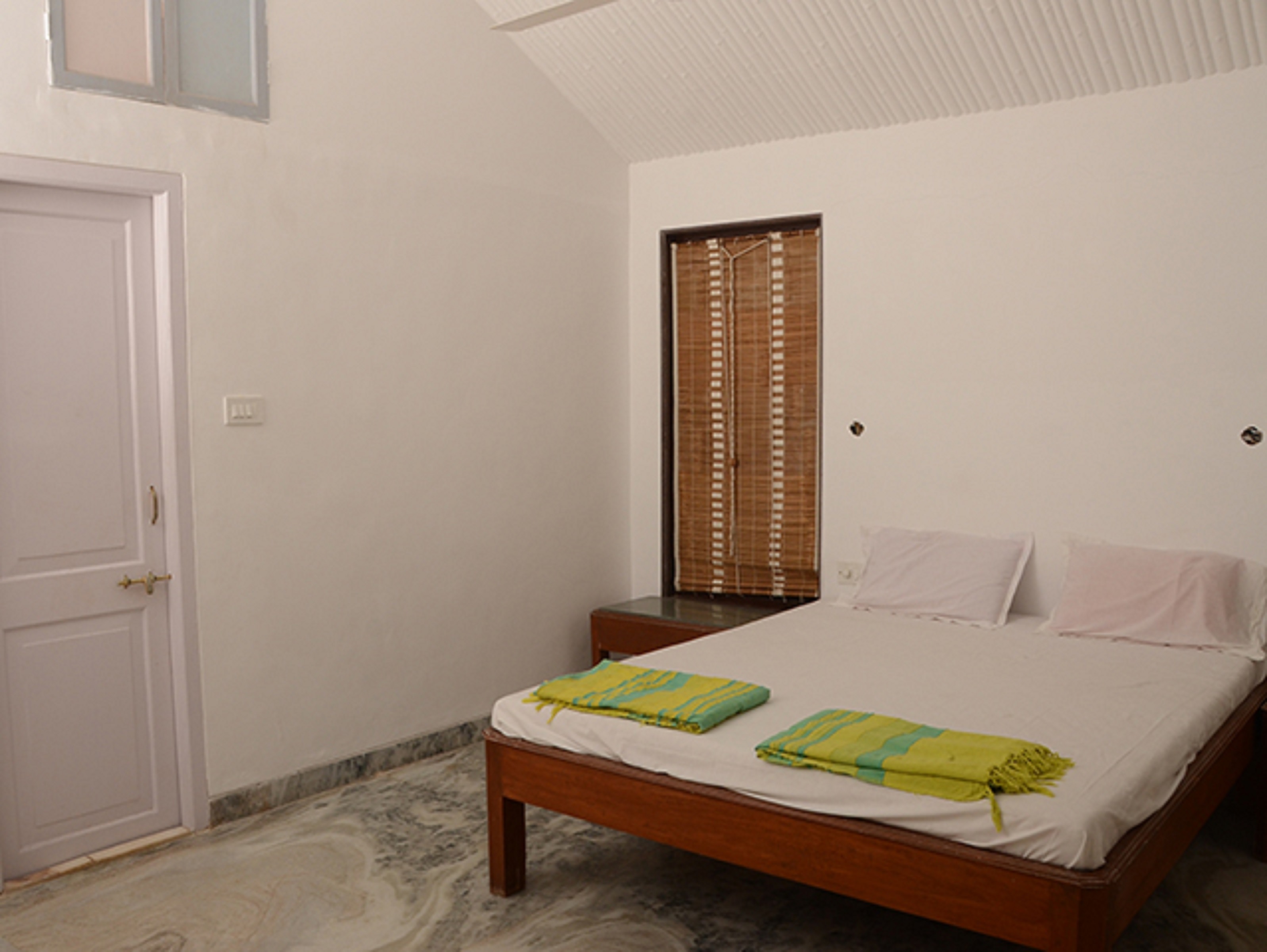 Ramanadi Holiday Inn - Tap to explore photos
