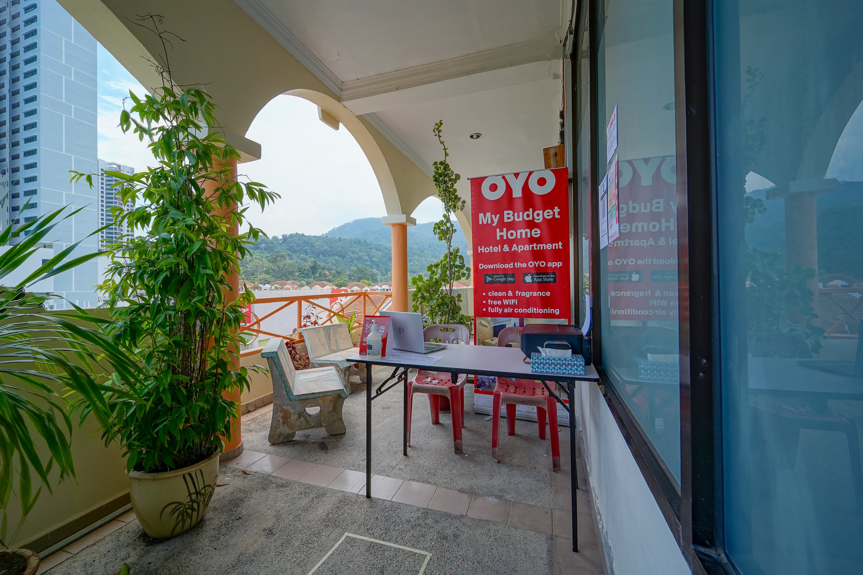 OYO 89807 My Budget Home - Tap to explore photos