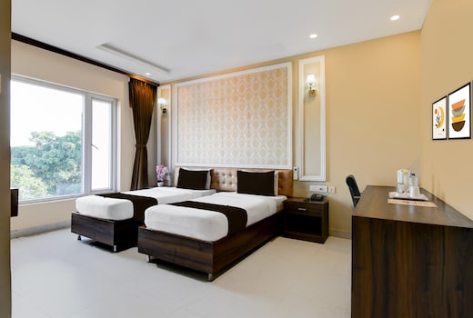 Townhouse OAK Nilay Residency