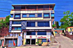 Tariq Residency, Rajouri