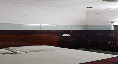 Hotel venkateswara rest house - Tap to explore photos