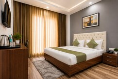 Sky Rise Inn Near Medanta - The Medicity, Gurugram, Gurgaon