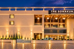 The Sonakunj Resort, Biaora