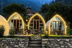 Vintage Vista Camps, Kasol