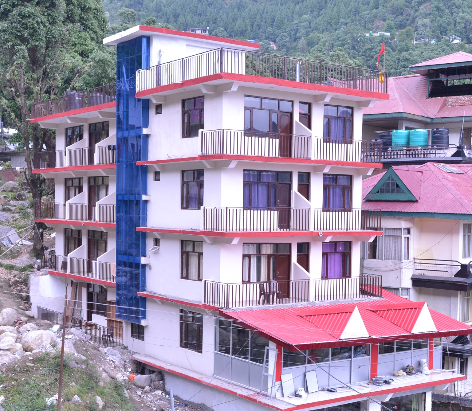 Hotel Omni Dharamshala INR 257 OFF   1  3  0  0   Deal Photos