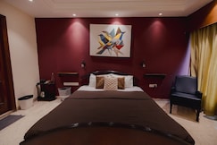 2BHK Penthouse With Private Terrace in Dadar, Mumbai