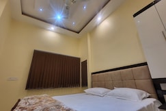 Saraswati Grand, Varanasi