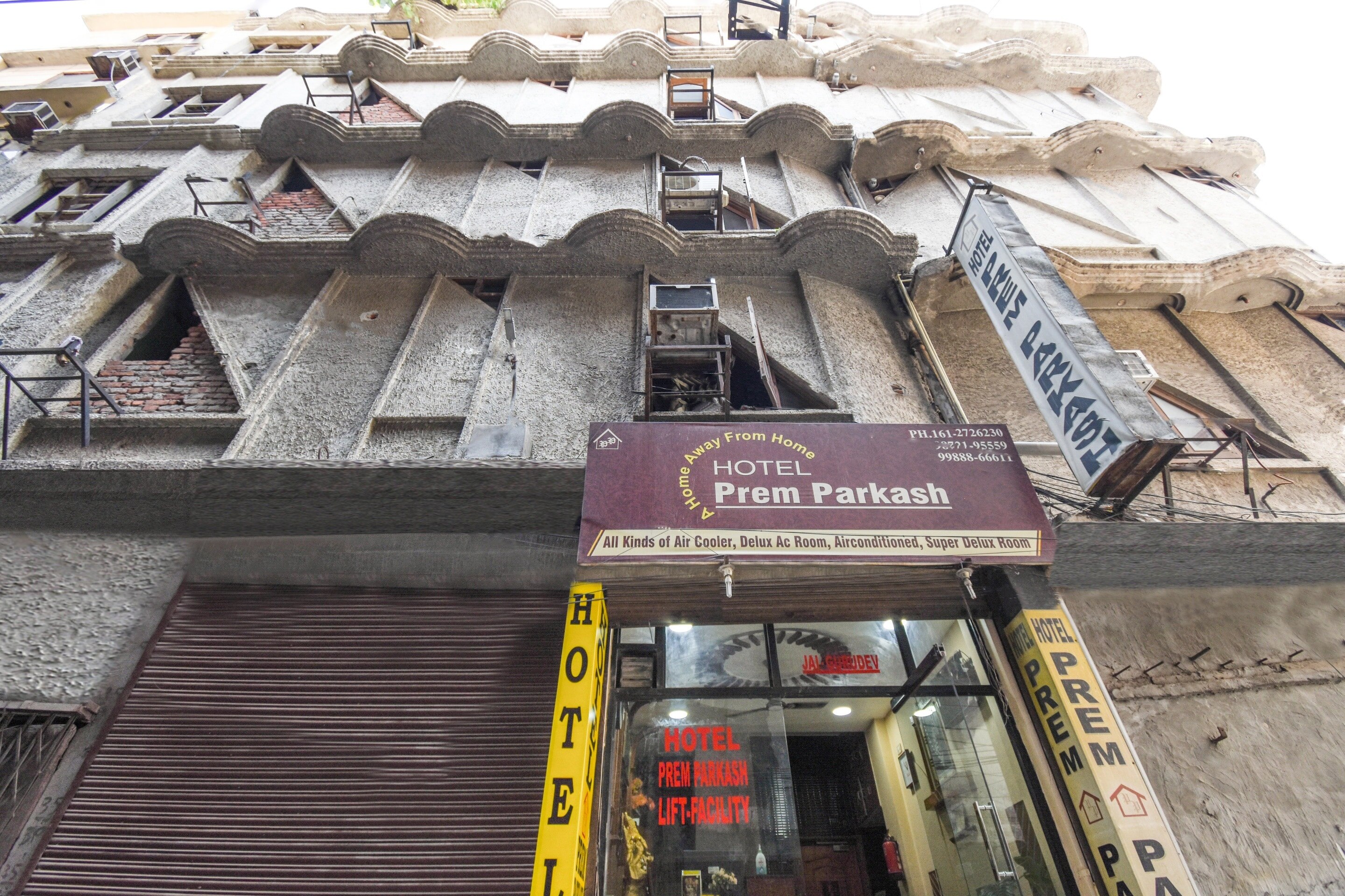 Hotel Prem Prakash - Tap to explore photos