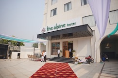 Hotel The Alpine, Aligarh, Aligarh