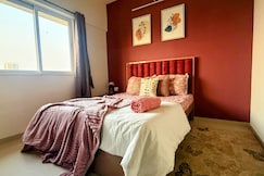 2bhk Near NESCO with great views higher floor, Thane