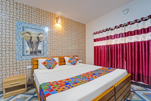 FabHotel Phoenix Stay