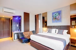 Townhouse Oak Batam near Grand Batam Mall formerly Lucky Star Hotel, Batam