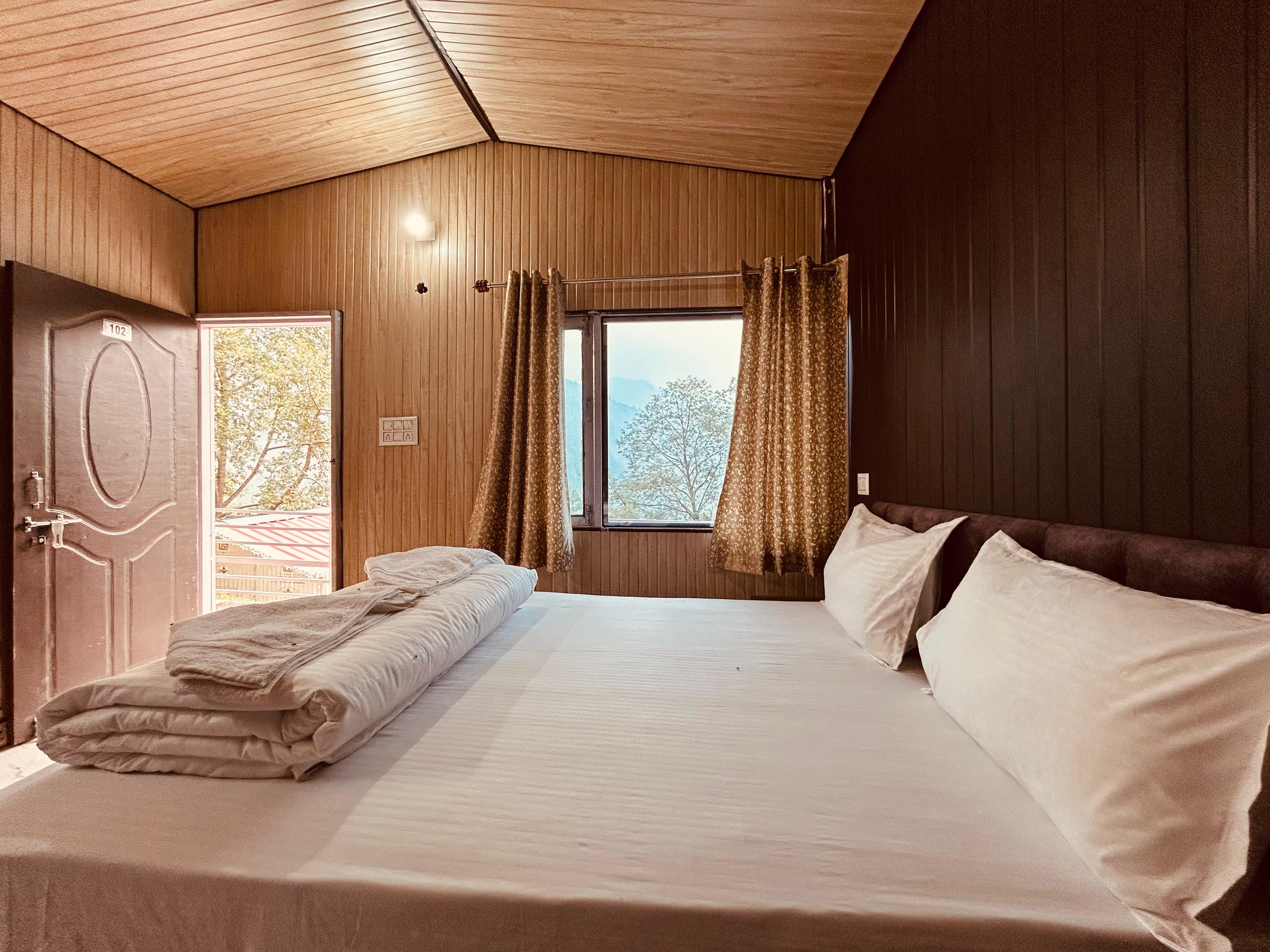 Kedareshwar Resort - Tap to explore photos