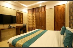 Satwah Homestay | Rooms & Caretaker, Delhi