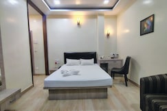 Hotel Holiday Palace & Tarang Restaurant, Sivasagar