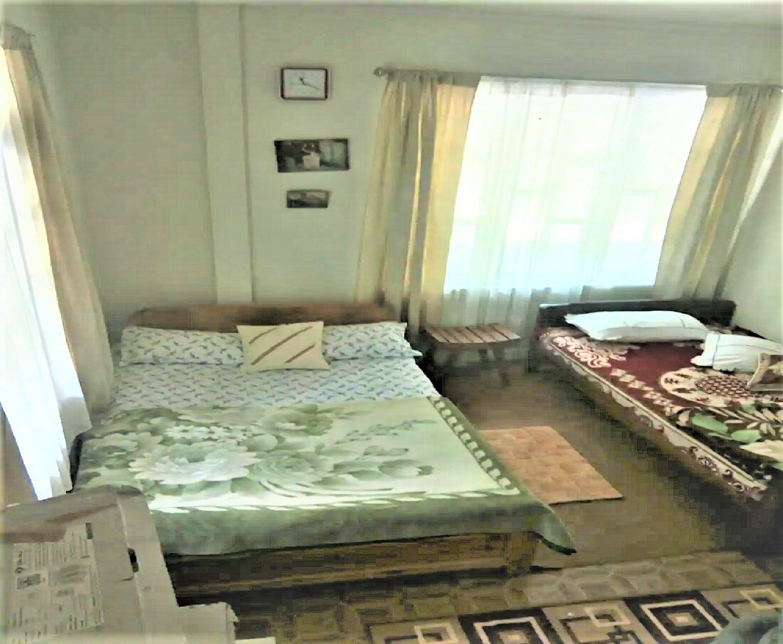 Doma Yuven Temple Homestay - Tap to explore photos