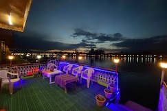Lake palace group of houseboat, Srinagar