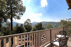 Serenity at The Latibule Mukteshwar, Almora