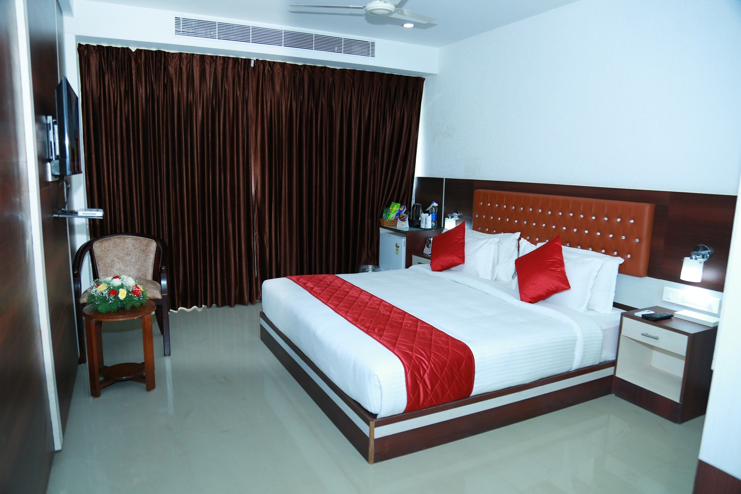 Hotel Idukki Castle - Tap to explore photos