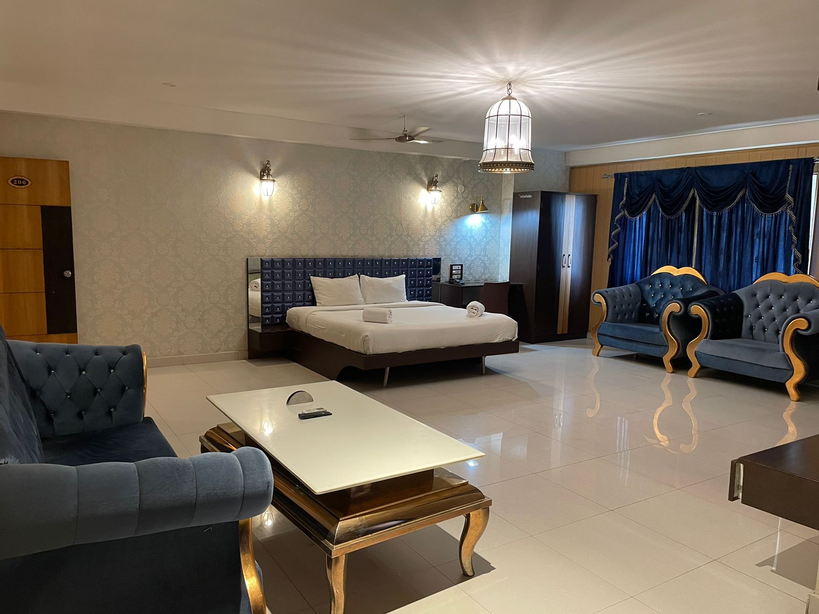 Hotel RNR Lodge & Luxury Suites. - Tap to explore photos
