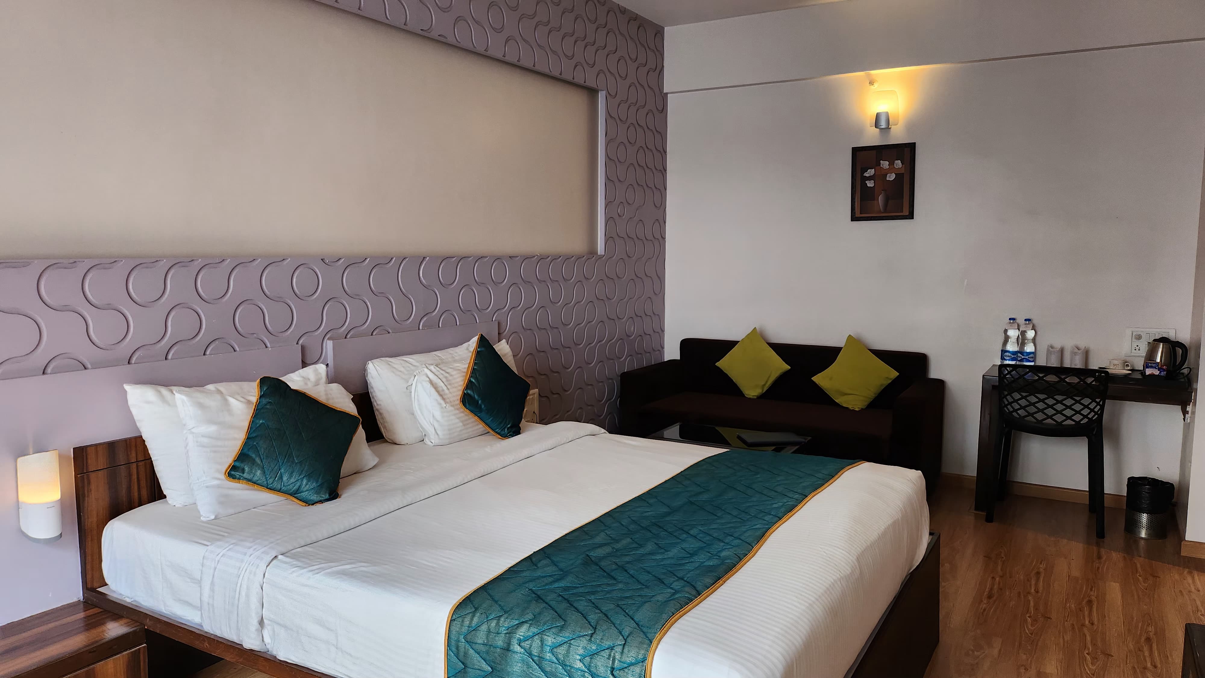 Double Bed Executive Room AC 1