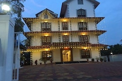 Souparnika Inn, Tirur