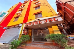Hotel JBL, Kolkata