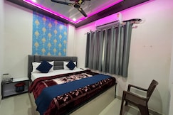 Neelkanth PG Stay | Walkable to Kashi Vishwanath Temple, Varanasi