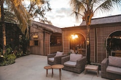 Friday Attitude, موريشيوس