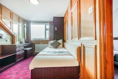 OYO The Rowers Hotel, Dunston Gateshead, Newcastle upon Tyne