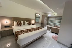 HOTEL NEXUS ONE, Ahmedabad