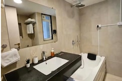 1BHK Golf View : Paranomic Golf Course View Apartment, Wadgaon