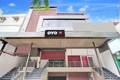 OYO 828833 Sun Rise Hotel, Kanpur