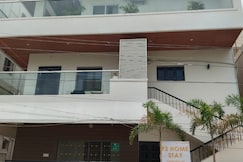 F2 Homestay, Tirupati