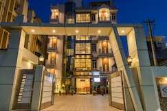 Frontline Residency, Patna