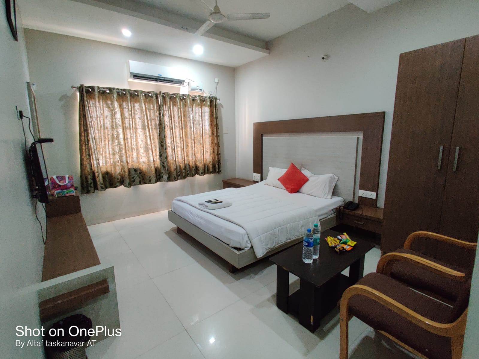 Hotel Nimba International - Tap to explore photos