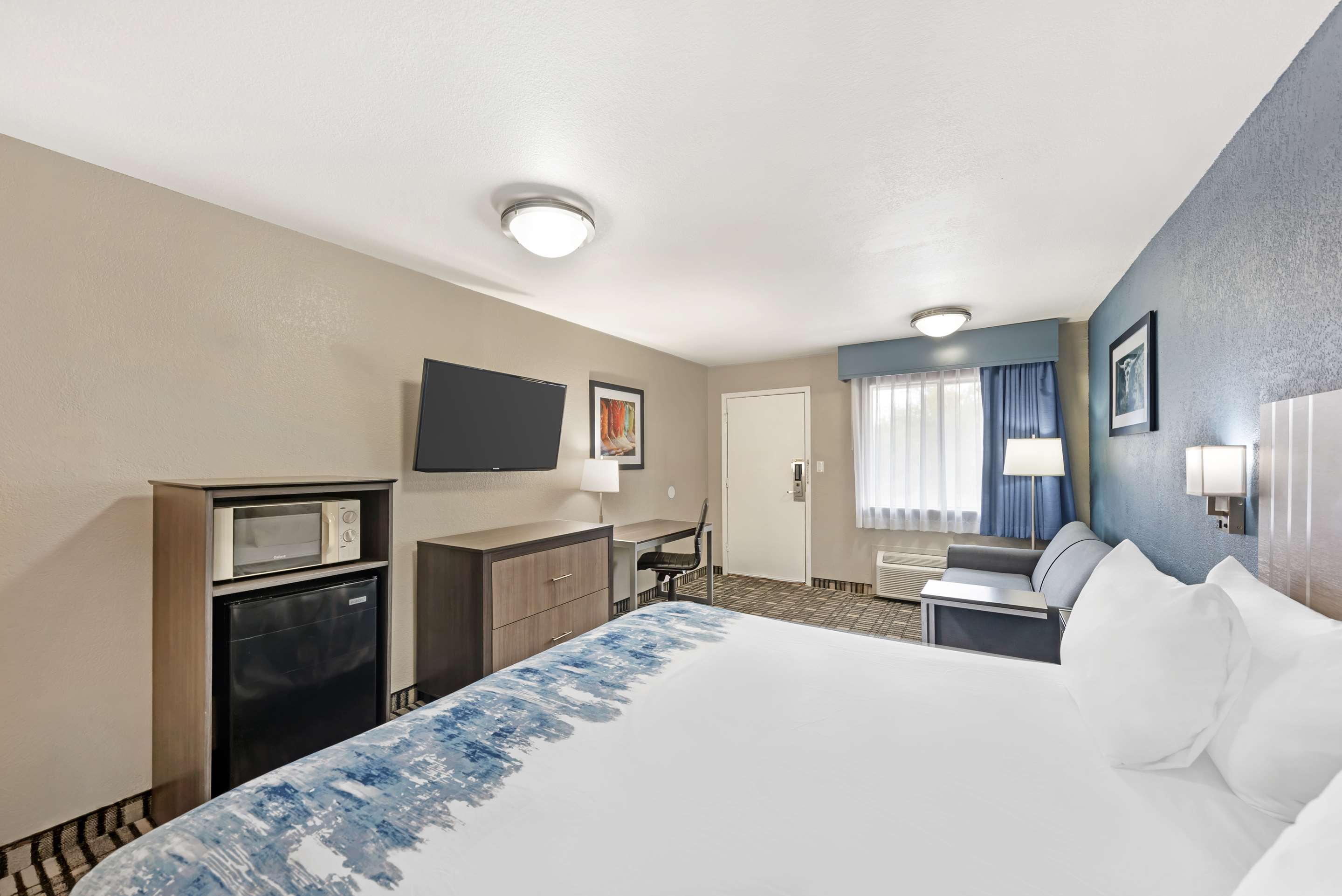 Best Western Post Oak Inn - Tap to explore photos