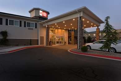 Best Western Plus Vintage Valley Inn - Tap to explore photos