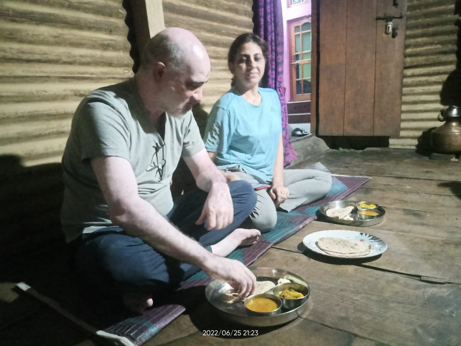 Akshat Homestay Near Dayara Bugyal trek Point - Tap to explore photos