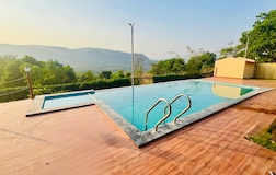 Swimming Pool 1