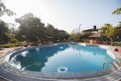 KUSUM RESORT, Bichhiya