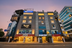 FabHotel Gargi Inn - Near Balewadi Stadium, Pune