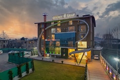 HOTEL GOLDEN LEAF (Luxury Hotel in Srinagar), Srinagar