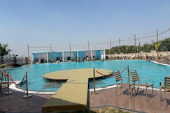 Vetiver Grand, Damoh