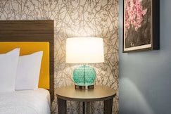 Home2 Suites by Hilton Colorado Springs I-25 Central, El Paso