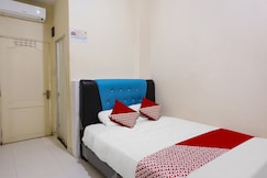 Hotel O Hasan House Syariah 2NearVihara Budhi Bhakti, Batam