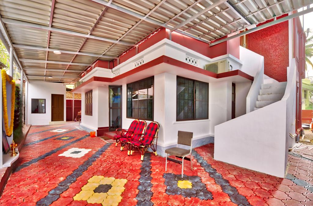 Narayanam Homestay - Tap to explore photos